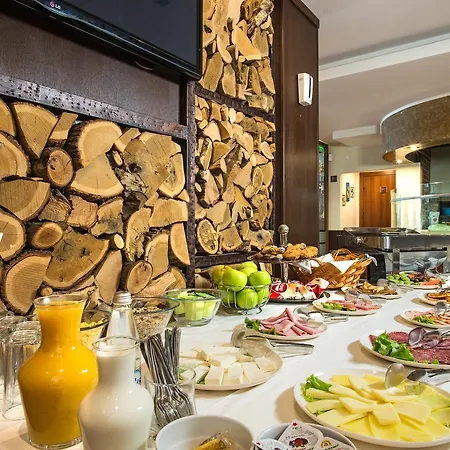 Uniqato מלון סטרה זגורה